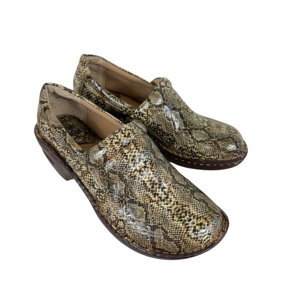 Boc Born NWOT Peggy Snakeskin Print Faux Leather Slip On Comfort Clog Size 8 - Picture 1 of 8